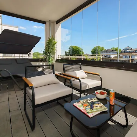 Apartment Luxuriöses 4-zimmer-apt Im Japandi-stil I Top-lage I Familienfreundlich I Balkon I Küche I Netflix I Kostenloser Parkplatz I 105 M2 *