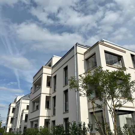 Appartement Luxurioeses 4-zimmer-apt Im Japandi-stil I Top-lage I Familienfreundlich I Balkon I Kueche I Netflix I Kostenloser Parkplatz I 105 M2