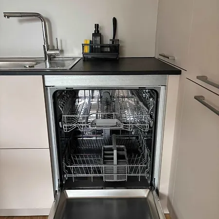 Luxurioeses 4-zimmer-apt Im Japandi-stil I Top-lage I Familienfreundlich I Balkon I Kueche I Netflix I Kostenloser Parkplatz I 105 M2 Eltville am Rhein